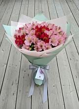 Букет цветов из:  Альстромерии в Кузнечное