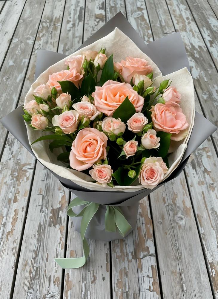 Букет цветов из: Розы в Кузнечное