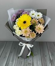 Букет цветов из:  Розы, Герберы и Хризантемы в Кузнечное