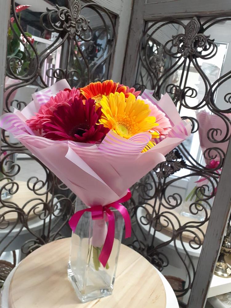 Букет цветов из: Герберы в Кузнечное