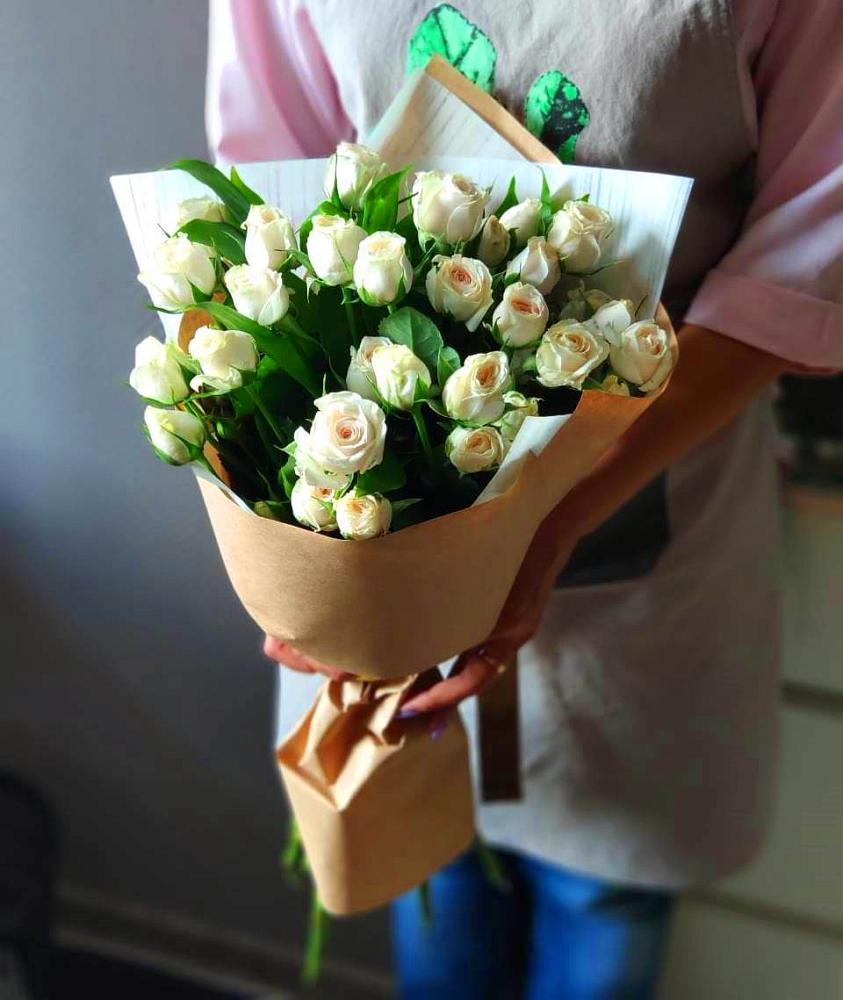 Букет цветов из: Розы в Кузнечное