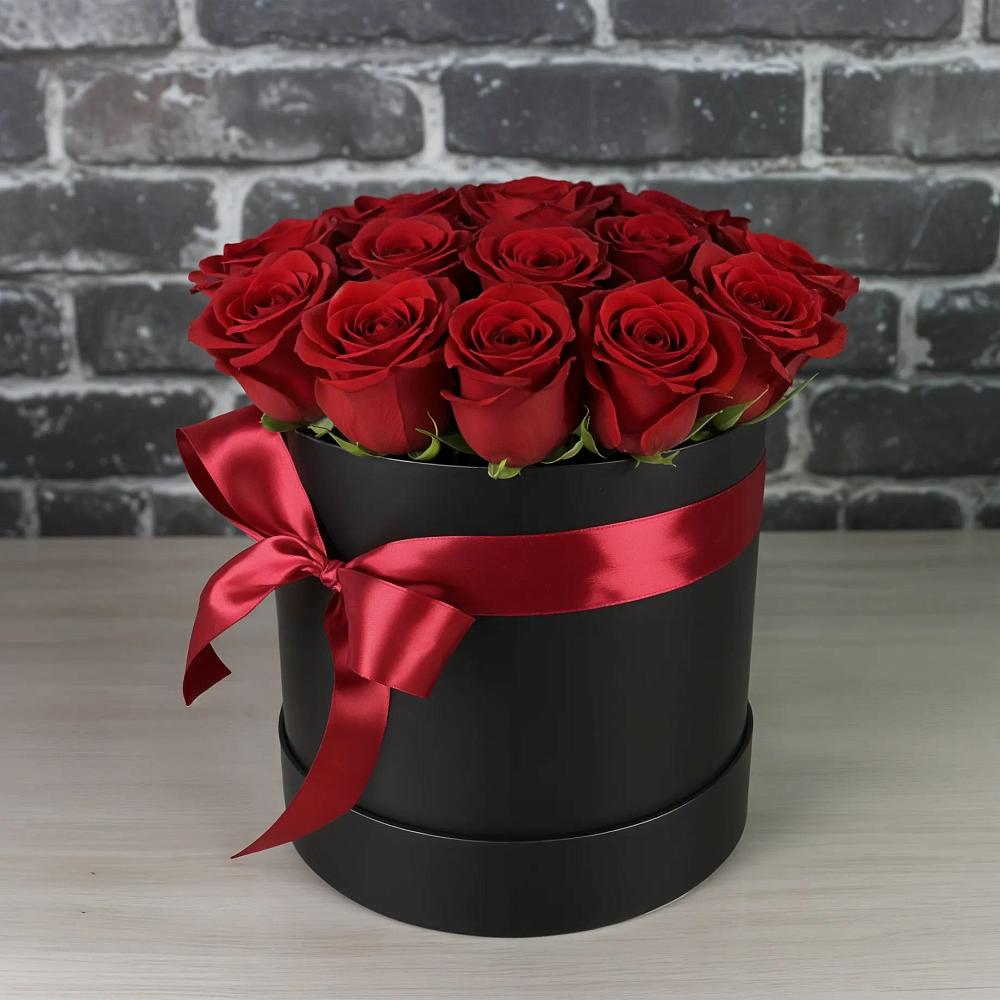 Цветочная композиция из Розы в шляпной коробке в Кузнечное