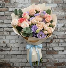 Букет цветов из:  Розы, Лизиантусы и Гвоздики в Кузнечное